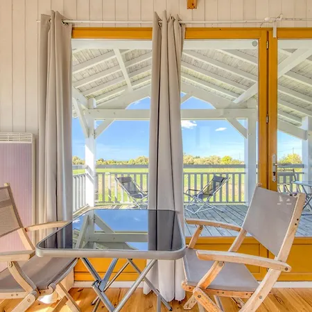 1 Maison Et Son Sur Pilotis