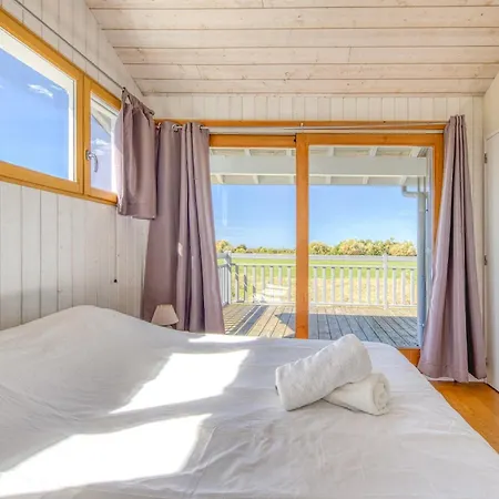 1 Maison Et Son Sur Pilotis * Talais