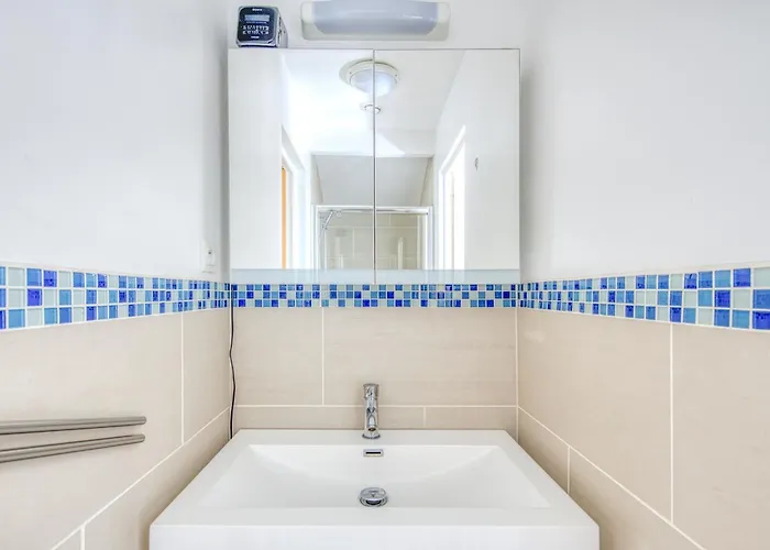 1 Maison Et Son Sur Pilotis Feriehus