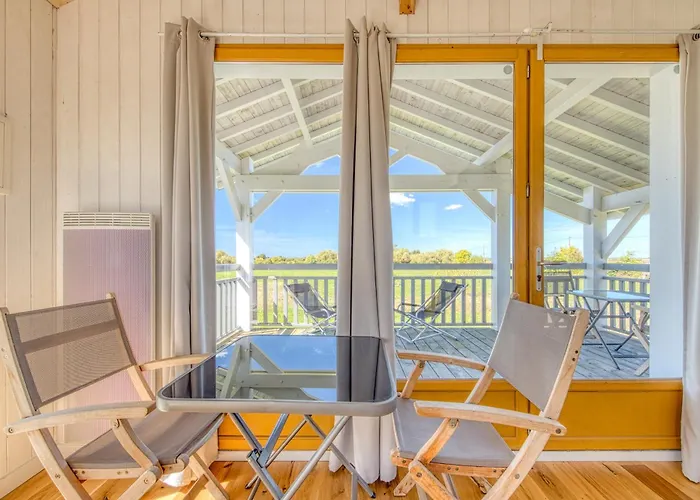 1 Maison Et Son Sur Pilotis